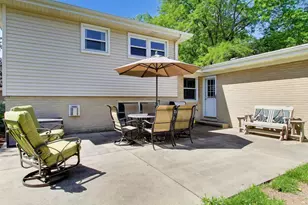 905 S School St, Mount Prospect, IL 60056 - Photo 25