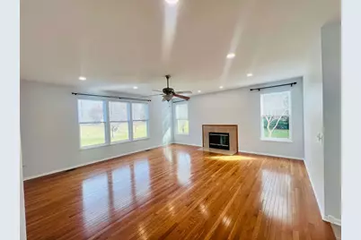 5 Player Court, Bolingbrook, IL 60490 - Photo 7