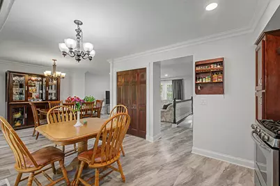 1350 Nottingham Lane, Hoffman Estates, IL 60169 - Photo 13