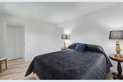 1350 Nottingham Lane, Hoffman Estates, IL 60169 - Photo 19