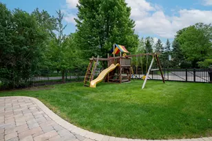 1659 Constitution Dr, Glenview, IL 60026 - Photo 17