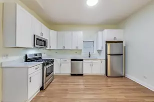 819 S Carpenter St, Chicago, IL 60607 - Photo 5