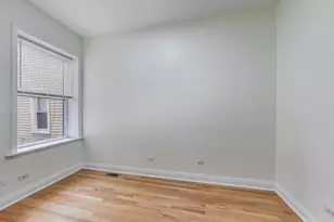 819 S Carpenter St, Chicago, IL 60607 - Photo 9