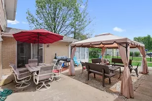 204 Westport Dr, Joliet, IL 60431 - Photo 25