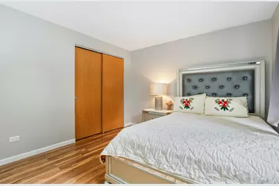 11112 S 84th Avenue #1B, Palos Hills, IL 60465 - Photo 9