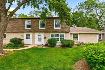 1312 Woodcutter Lane #C, Wheaton, IL 60189 - Photo 1