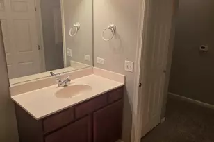 2250 Aurora Dr, Pingree Grove, IL 60140 - Photo 19