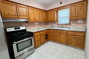 3107 W Howard St, Chicago, IL 60645 - Photo 13