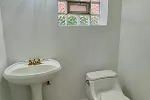 3107 W Howard St, Chicago, IL 60645 - Photo 25