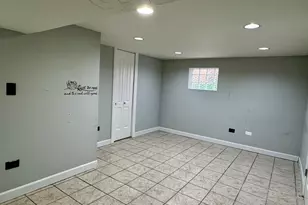 3107 W Howard St, Chicago, IL 60645 - Photo 21