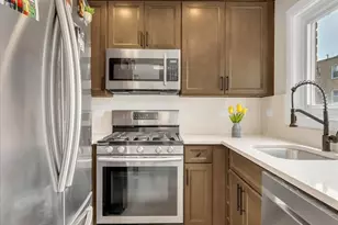 1657 W Farwell Ave, Chicago, IL 60626 - Photo 7