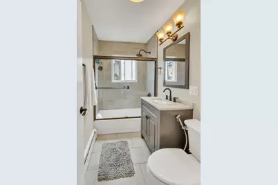 1657 W Farwell Avenue #2D, Chicago, IL 60626 - Photo 13