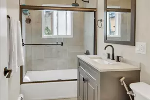 1657 W Farwell Ave, Chicago, IL 60626 - Photo 13