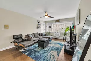 1657 W Farwell Ave, Chicago, IL 60626 - Photo 3