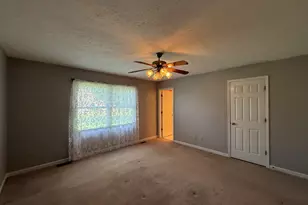 1303 N Magnolia Dr, Marion, IL 62959 - Photo 13