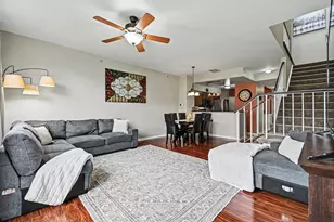 1149 E Cambria Ln, Lombard, IL 60148 - Photo 7