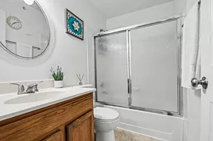 1149 E Cambria Ln, Lombard, IL 60148 - Photo 21