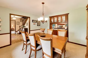 2302 Lisa Ct, Palatine, IL 60067 - Photo 7