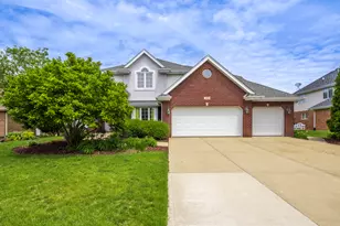 1071 Yamma Ridge, New Lenox, IL 60451 - Photo 1