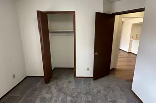 910 Pomona Dr, Champaign, IL 61822 - Photo 11