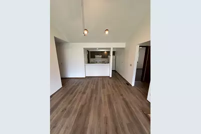 910 Pomona Drive #910, Champaign, IL 61822 - Photo 5