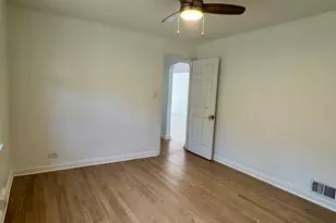 6328 N Troy St, Chicago, IL 60659 - Photo 15