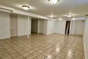 6328 N Troy St, Chicago, IL 60659 - Photo 17