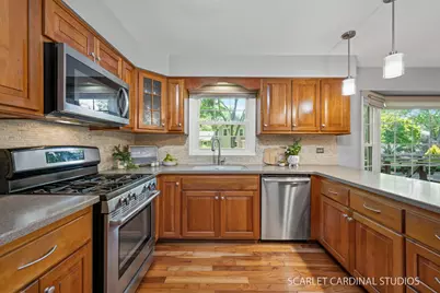 1006 Whirlaway Avenue, Naperville, IL 60540 - Photo 9