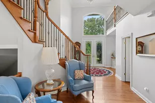 26 Country Ln, Deer Park, IL 60010 - Photo 3