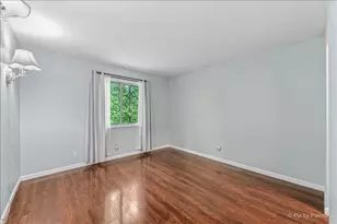 915 Royal Dr, McHenry, IL 60050 - Photo 15