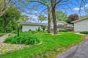 915 Royal Dr, McHenry, IL 60050 - Photo 21