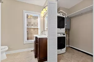 2048 W 21st St, Chicago, IL 60608 - Photo 11