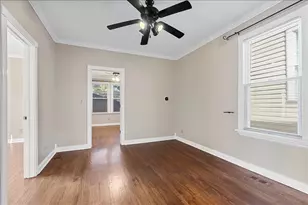 2048 W 21st St, Chicago, IL 60608 - Photo 7