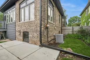 4426 N Francisco Ave, Chicago, IL 60625 - Photo 5
