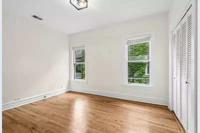 4426 N Francisco Avenue, Chicago, IL 60625 - Photo 11