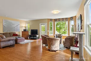 217 Ridge Rd, North Aurora, IL 60542 - Photo 3