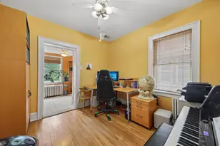 6551 N Maplewood Ave, Chicago, IL 60645 - Photo 13