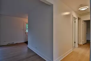 30W162 Claymore Ln, Naperville, IL 60563 - Photo 11