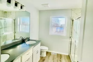 820 N Van Buren St, Batavia, IL 60510 - Photo 7