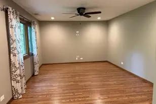 2648 Harbor Dr, Joliet, IL 60431 - Photo 13