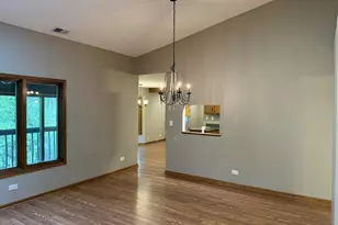 2648 Harbor Dr, Joliet, IL 60431 - Photo 7