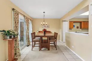 2130 Aberdeen Ct, Hanover Park, IL 60133 - Photo 9