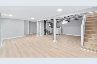 6207 W Eastwood Avenue, Chicago, IL 60630 - Photo 11
