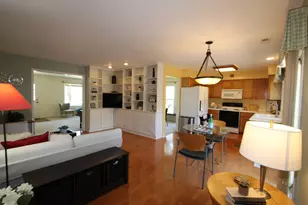 206 E Cunningham Dr, Palatine, IL 60067 - Photo 5