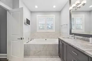 211 S Monroe St, Hinsdale, IL 60521 - Photo 17