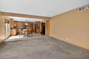 713 Clifford Dr, Minooka, IL 60447 - Photo 13