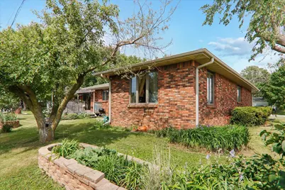 209 N Birch Street, Maroa, IL 61756 - Photo 3