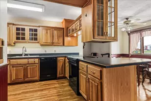 209 N Birch St, Maroa, IL 61756 - Photo 11