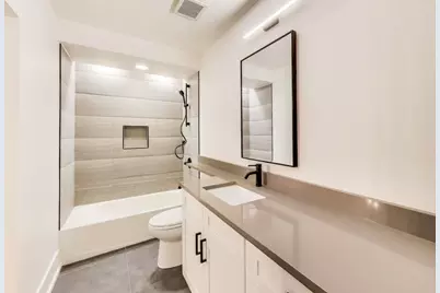 [Address not provided], Chicago, IL 60653 - Photo 33