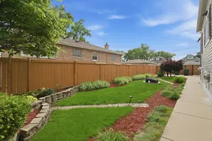 [Address not provided], Bellwood, IL 60104 - Photo 39